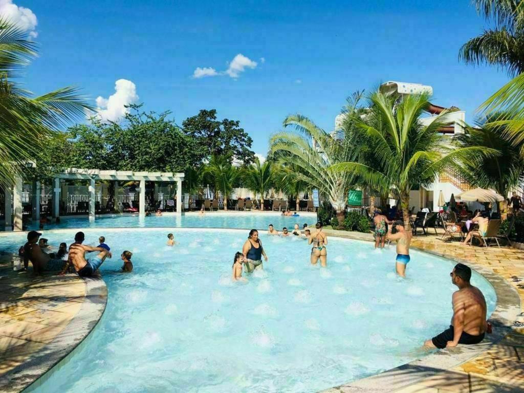 Lacqua Di Roma Com Piscina De Ondas Junior Apartamento Caldas Novas Exterior foto